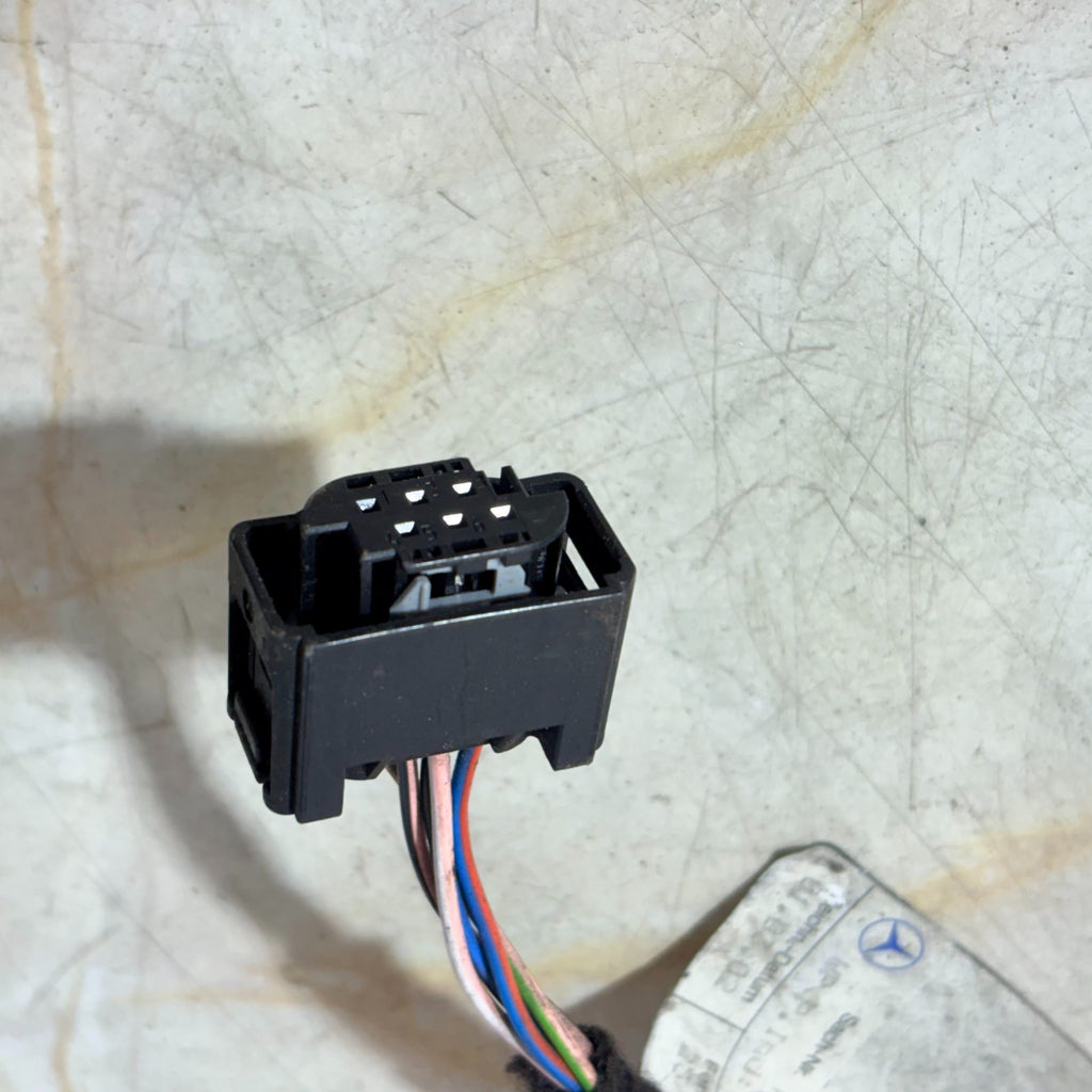 Mercedes Vito Viano W639 2003-2014 Left Sliding Door Lock Actuator A6397300635