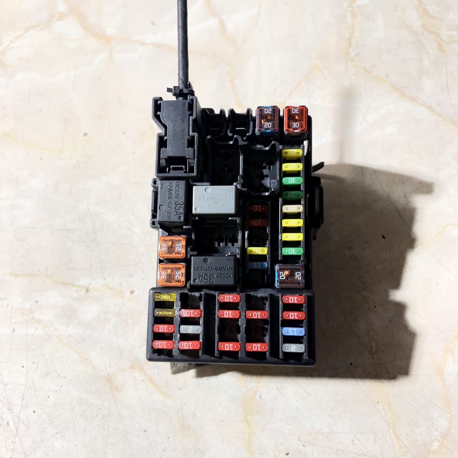 Chevrolet Aveo 2011-2015 T300 1.3D Hatch Interior Fuse/Relay Box 2B0Z4010F