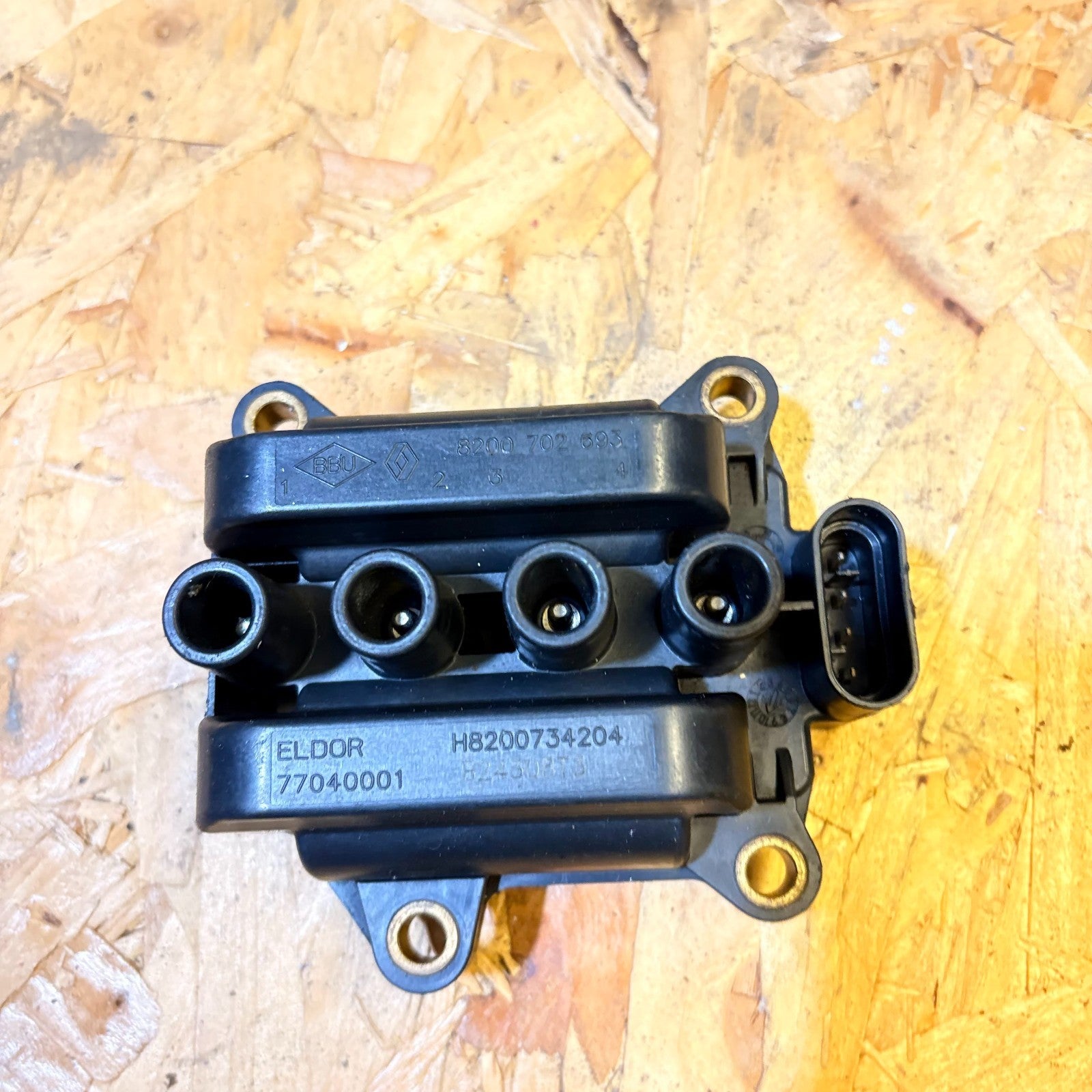 RENAULT TWINGO 2011 COIL PACK (8200 702 693)
