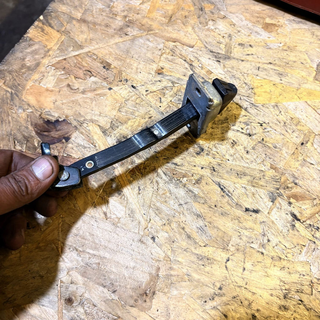 Mazda 3 BK 2004-2009 Front Left Passenger Door Check Strap Stop BP4K-58-270G