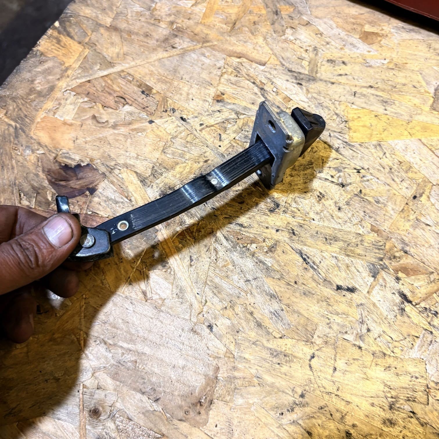 Mazda 3 BK 2004-2009 Front Left Passenger Door Check Strap Stop BP4K-58-270G