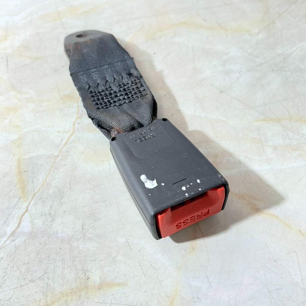 Suzuki Alto 2009-2015 HA25 5 Door OSR Rear Right Seat Belt Buckle Stalk Black