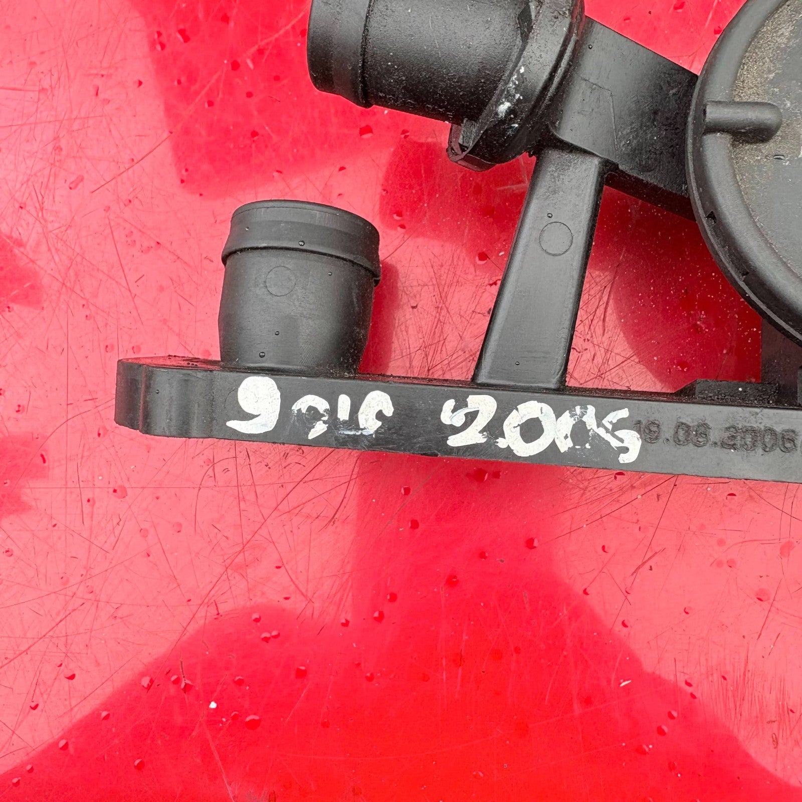 VOLKSWAGEN PRESSURE CONTROL VALVE 06F 129101F