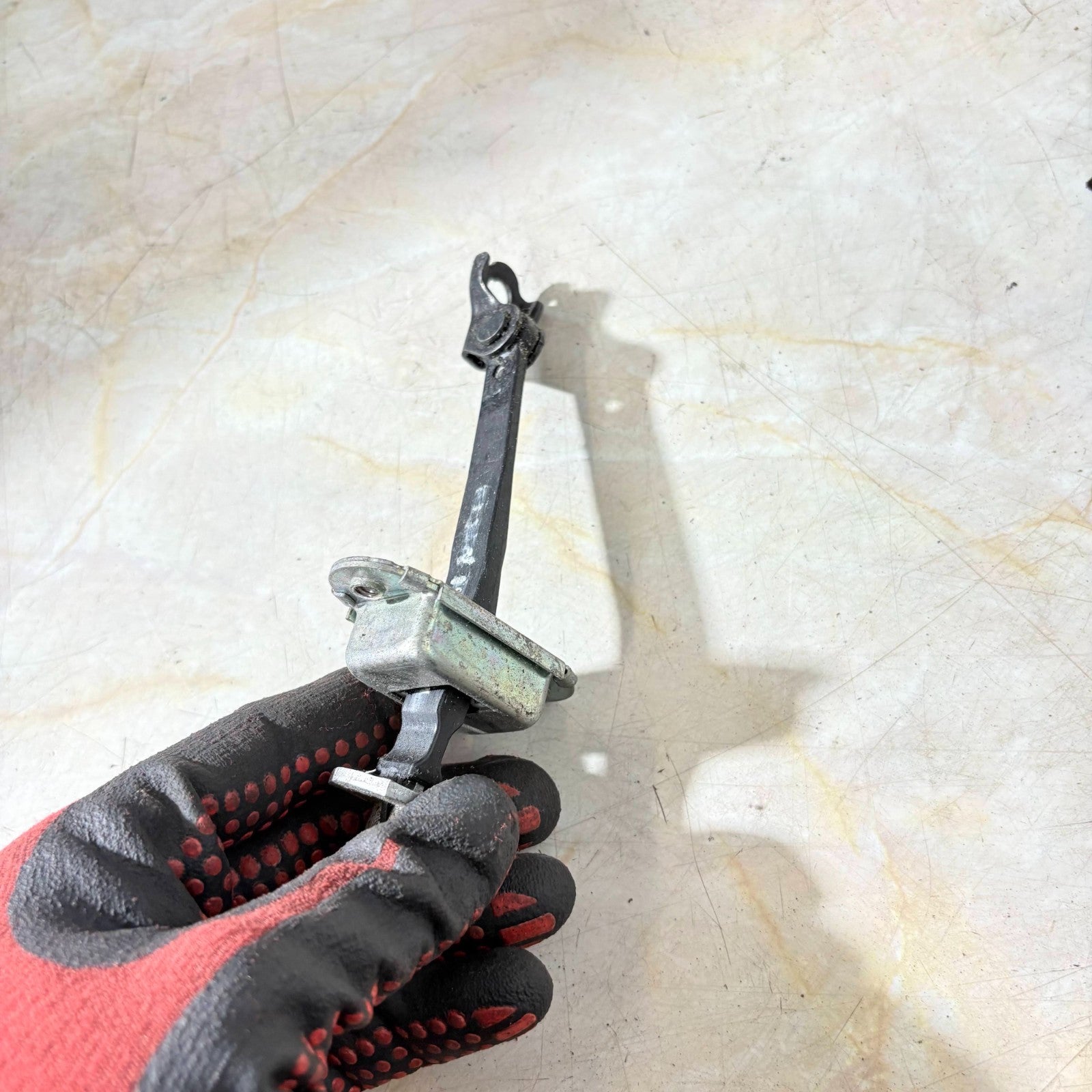 Nissan Note E11 2006-2013 Rear Left Door Check Strap Door Stay Stopper