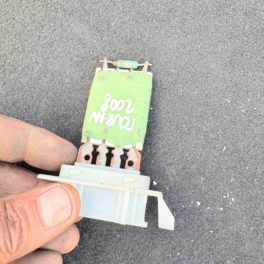 VOLKSWAGEN TOURAN 2008 HEATER BLOWER RESISTOR ELEMENT