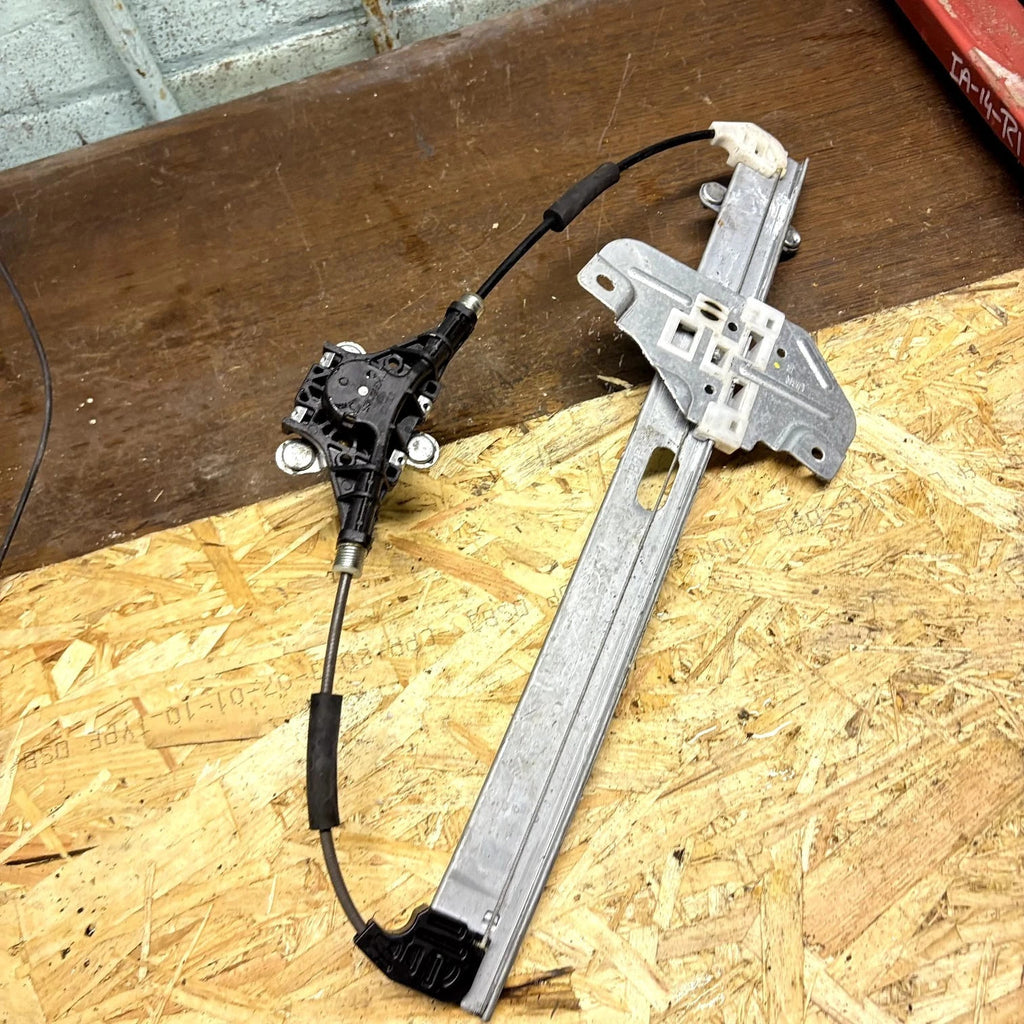 Kia Rio Mk3 UB 2011-2017 OSR RR Window Regulator Motor 83460-1W000