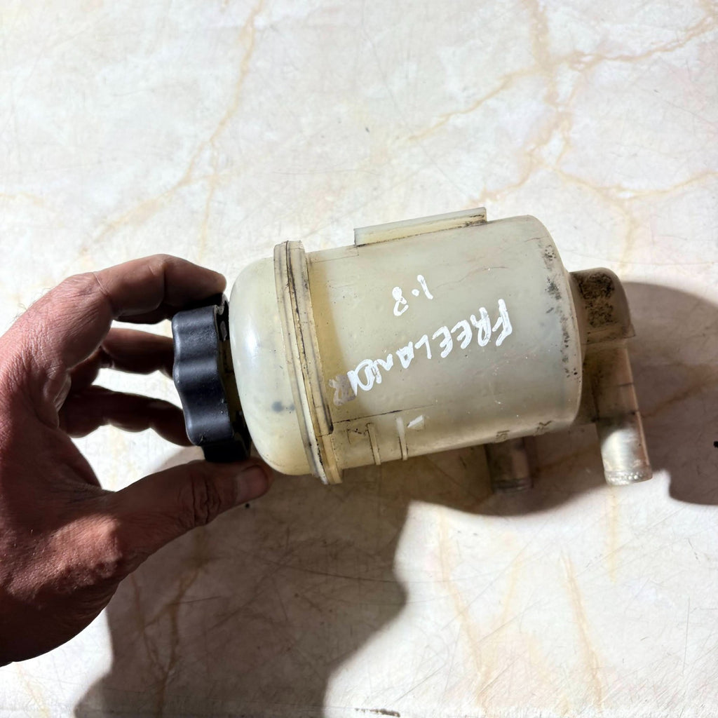 Land Rover Freelander 1 L314 Power Steering Reservoir Bottle QFX100252 1997-2006