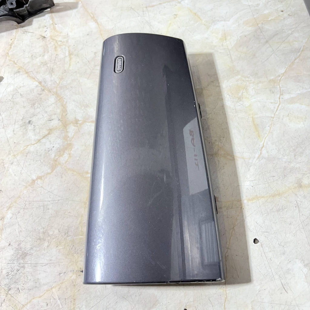 LAND ROVER MGZT. AIRBAG FINISHER TRIM. EHT000060. (RHD Rhodium) MG 2003