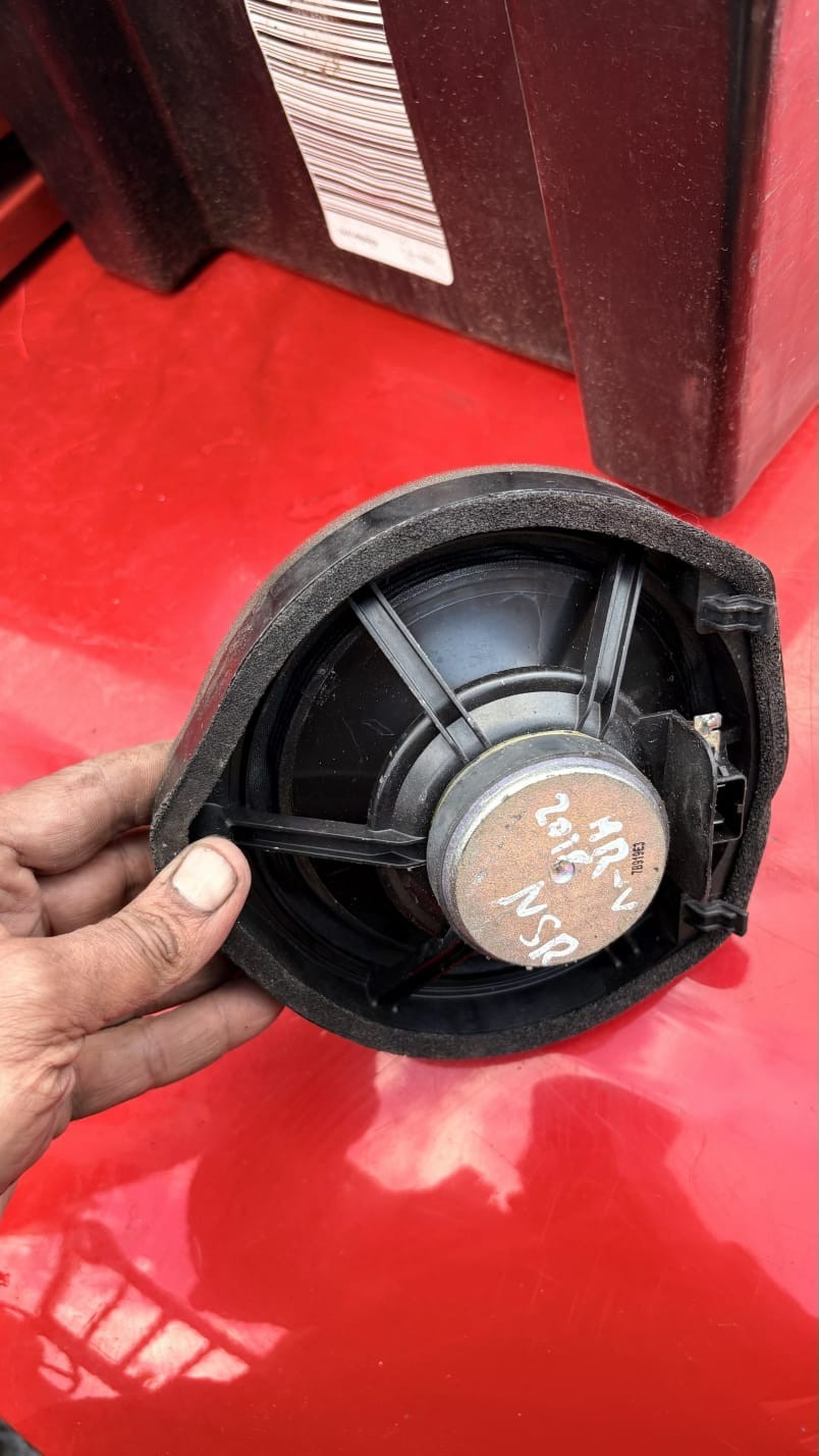 Honda HR-V 2018 5 Door Left Rear Door Speaker 17cm Audio Loudspeaker