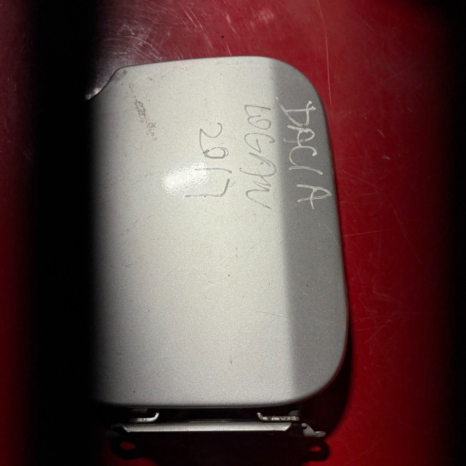 Dacia Logan Mk2 12-21 Diesel Fuel Filler Flap Cover