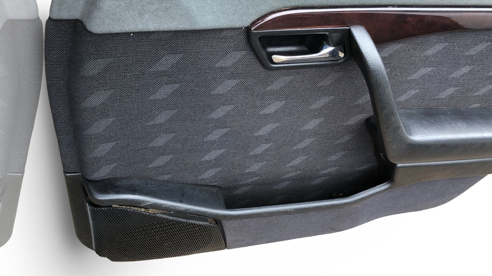 Mercedes Benz W202 C Class Front Drivers Offside Door Card & Speaker Cover
