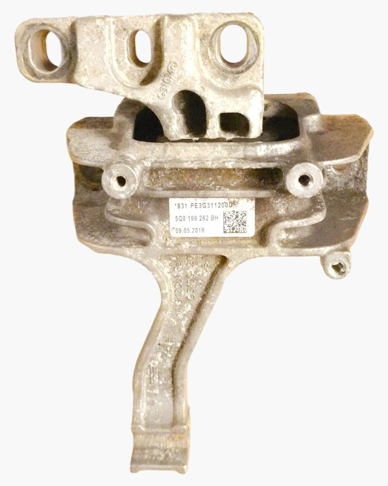 VW Passat B8 1.6 TDI Right Driver Side Engine Mount Offside 2015-2020 5Q0199262B