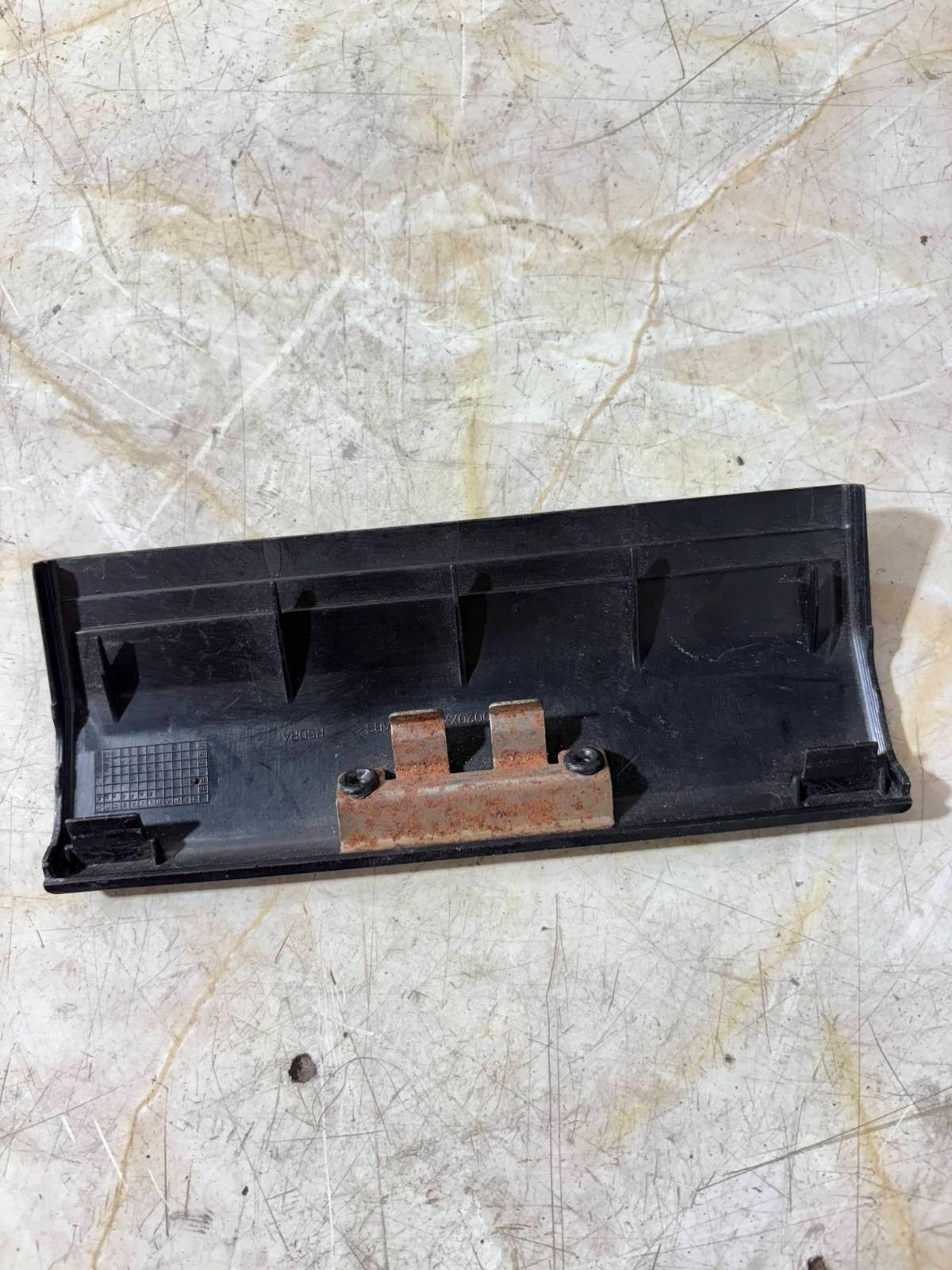 LAND ROVER FREELANDER 1 MK1 97-06 CENTRE CONSOLE LID COVER PANEL FJM500020XXX