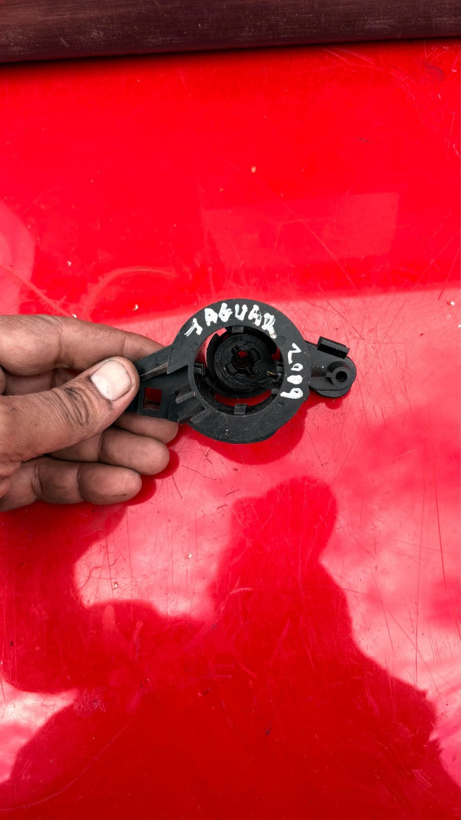 JAGUAR XF 2019 REAR TAILGATE BOOT LID LOCK BARREL INNER PLASTIC