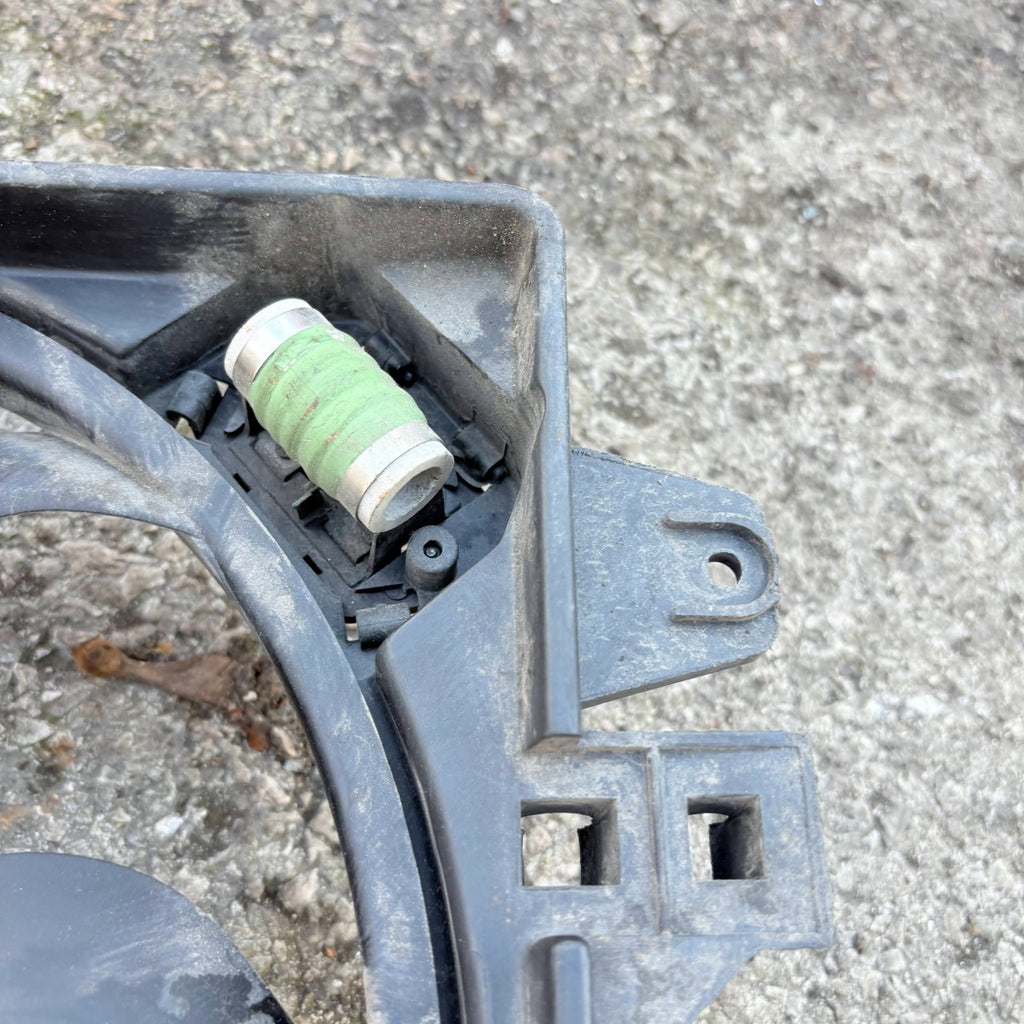 RADIATOR FAN COOLING FAN FIAT IDEA 2003-2012 823700600