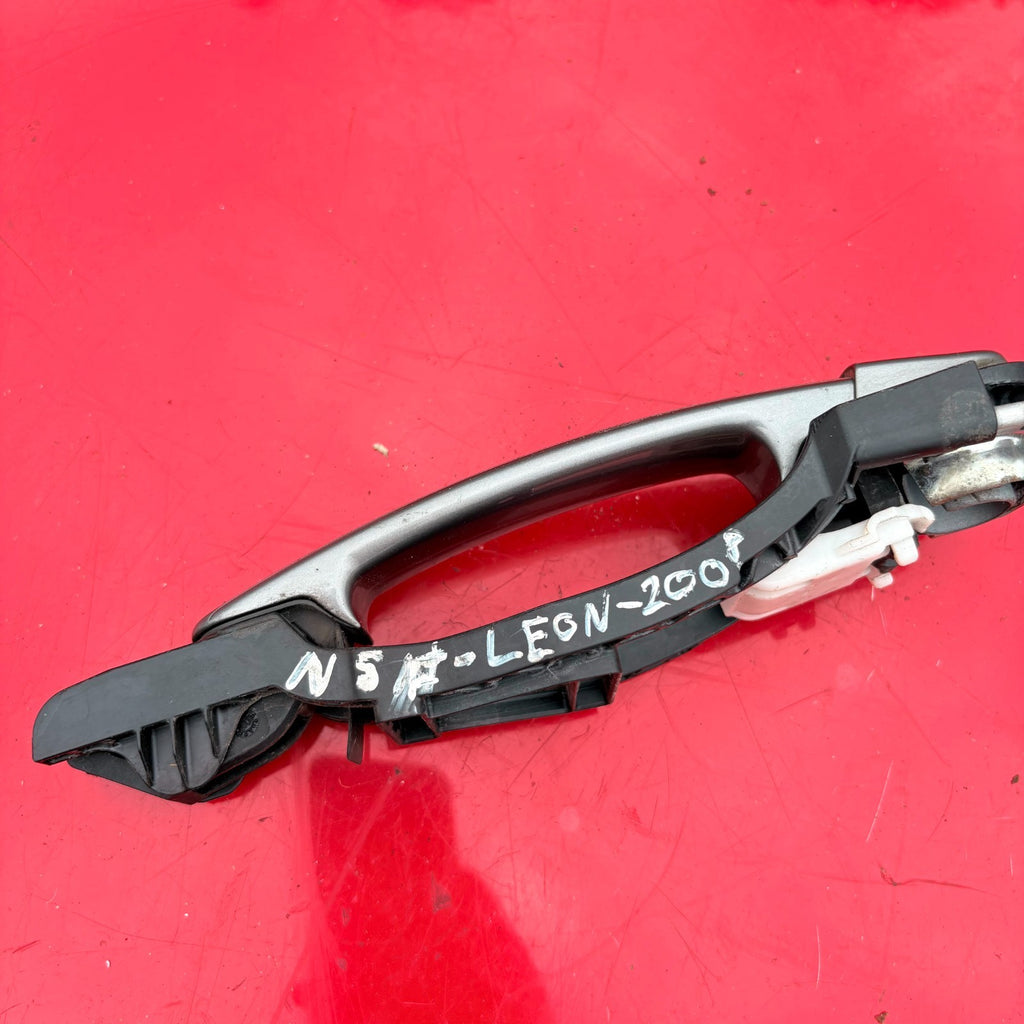 Seat Leon 2008 Passenger Side Left Front External Door handle