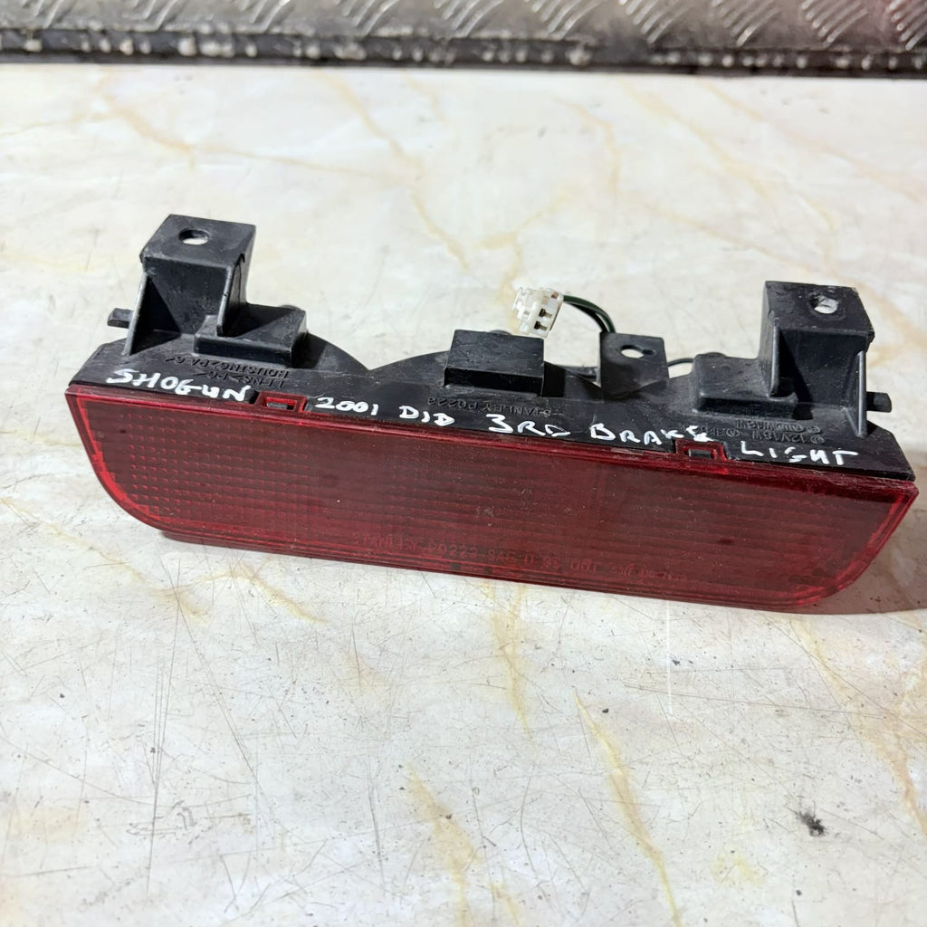 Mitsubishi Shogun Pajero Mk3 2000-2006 High Level Brake Light P0223