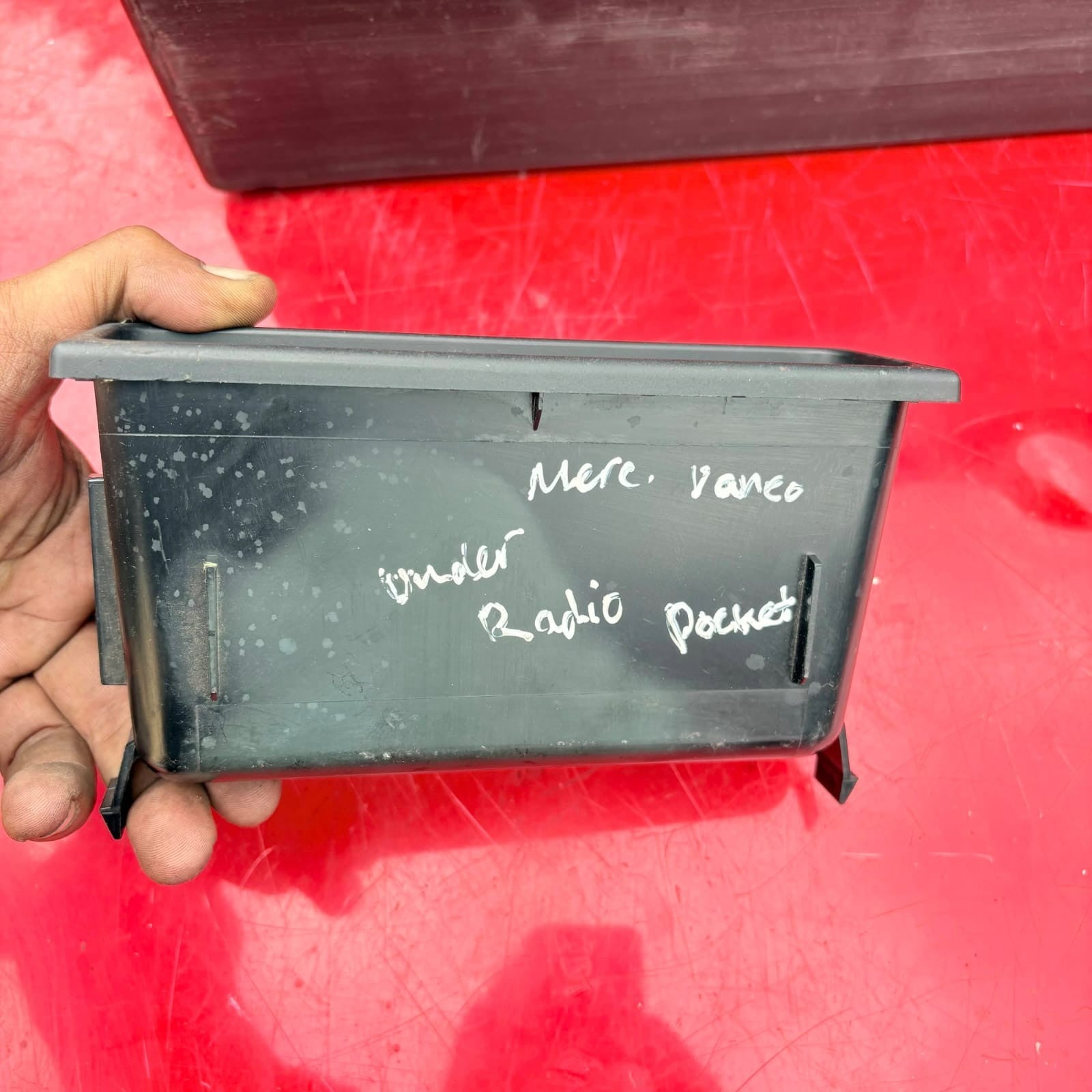 Mercedes Vaneo W414 2nd DIN Storage Box Compartment A4146890091