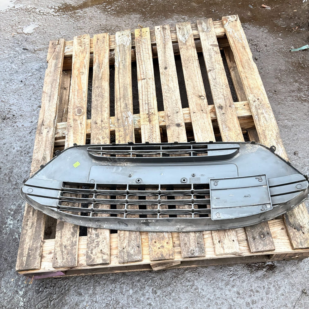 Ford Ka Mk2 2009-2016 Front Bumper Lower Centre Grille 735437417 1595922
