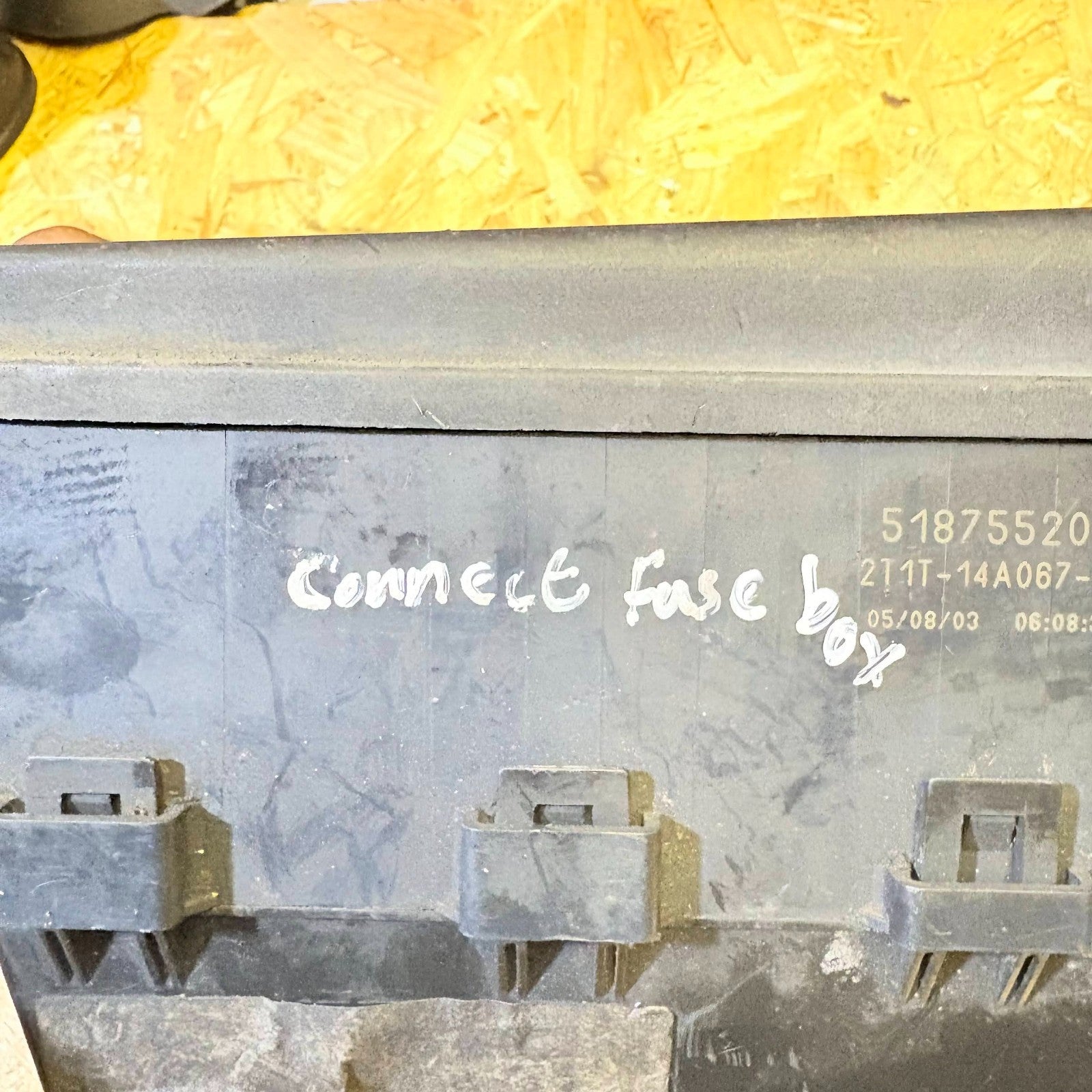 Ford Transit Connect MK1 Fuse Box Under Bonnet Relay Module 2T1T-14A067-AD 02-13