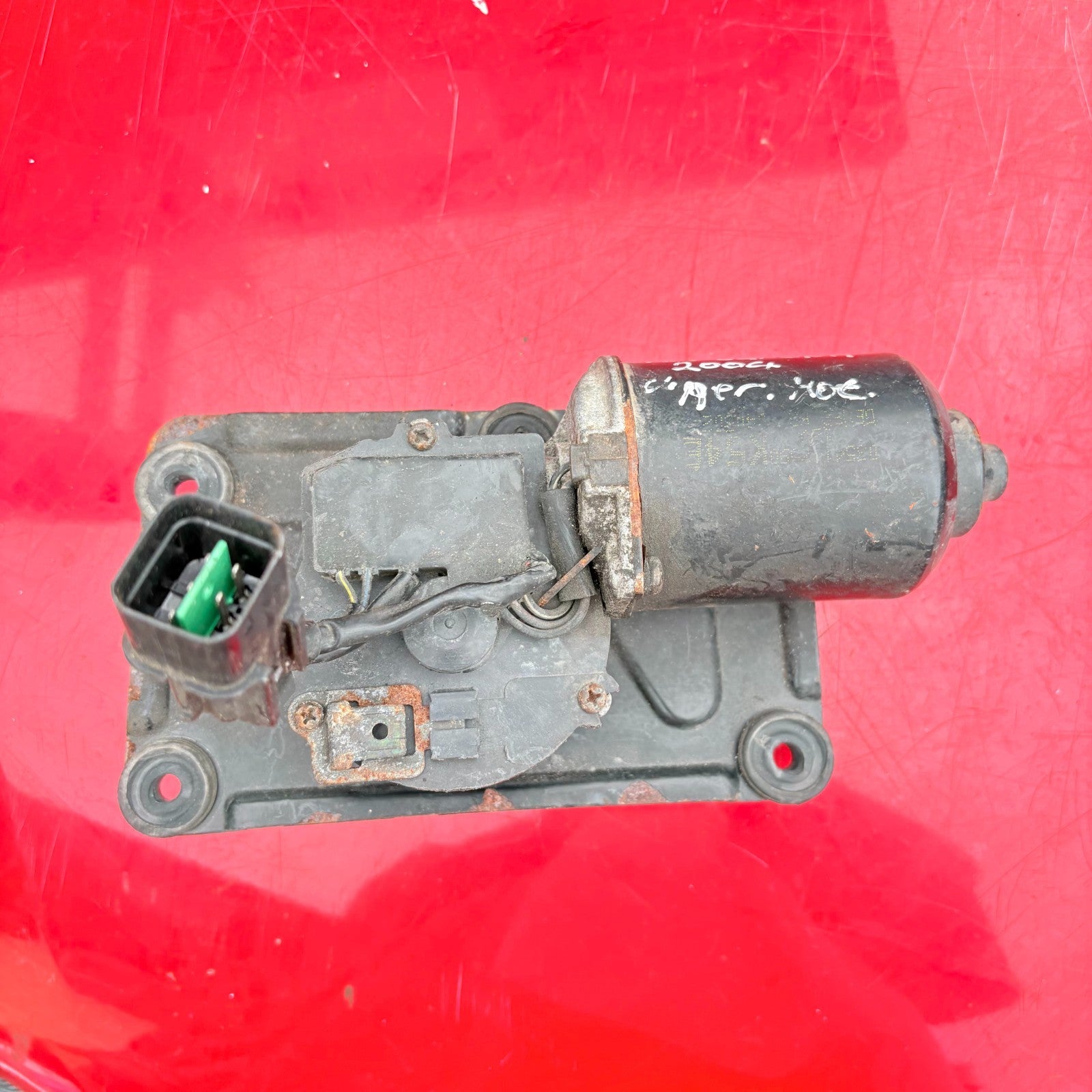 KIA SEDONA 2004 WIPER MOTOR FRONT