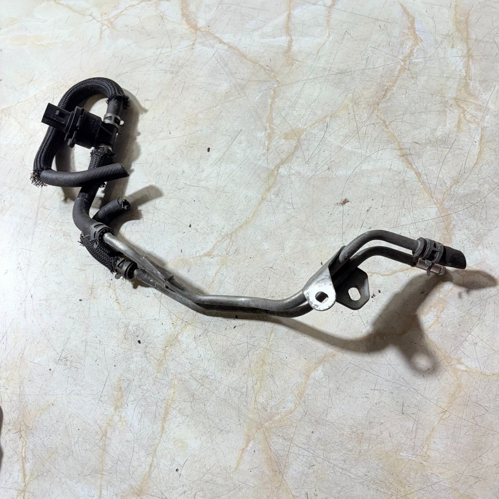 VW Audi SEAT Skoda TDI Diesel Fuel Temperature Sensor Pipe G81 038906081B
