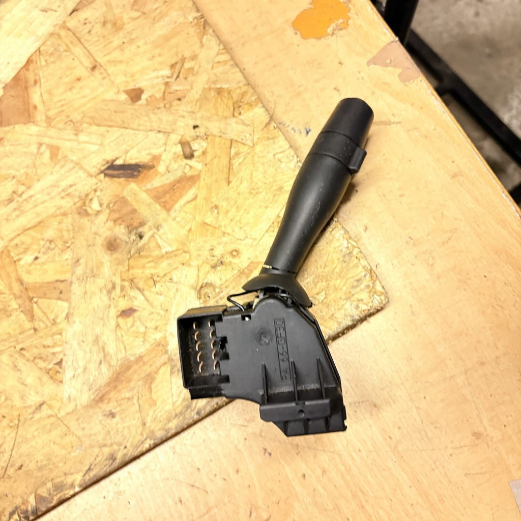 2001-2009 JAGUAR X-TYPE WINDSCREEN WIPER STALK SWITCH LEVER ARM