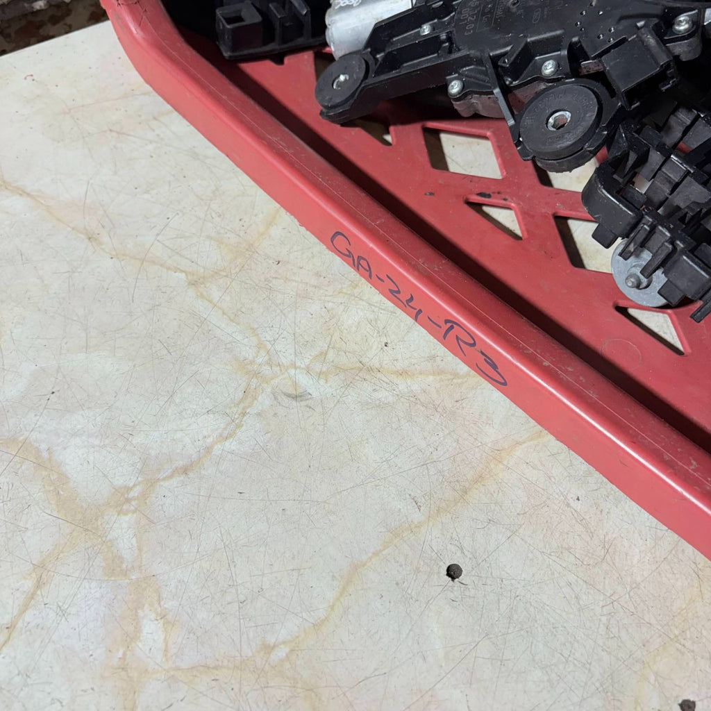 Kia Sedona Mk1 2002-2006 Rear Left Sliding Door Top Roller