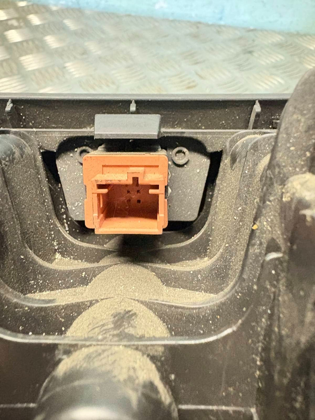 2008 CITROEN C4 PICASSO DASHBOARD CENTRE AIR VENTS & HAZARD SWITCH 303845