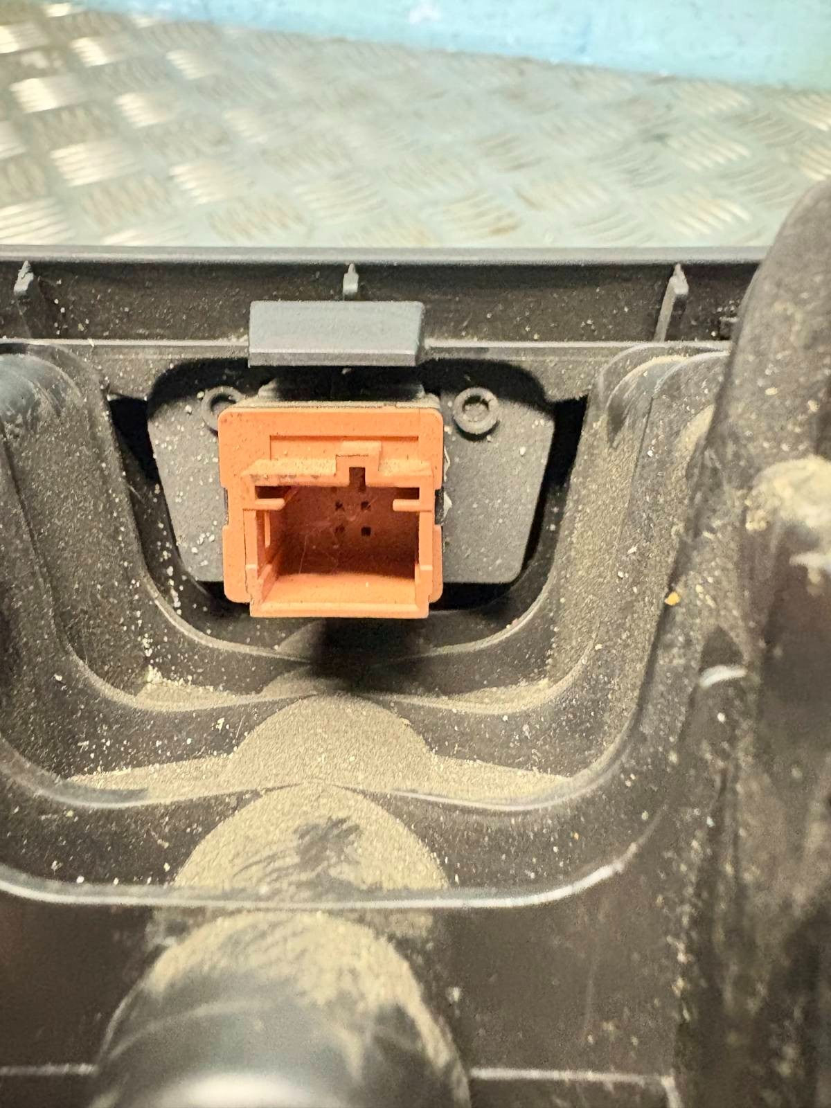 2008 CITROEN C4 PICASSO DASHBOARD CENTRE AIR VENTS & HAZARD SWITCH 303845