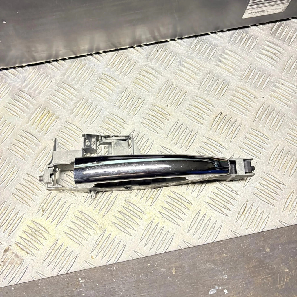 Citroen DS3 2009-2016 Front Right Exterior Door Handle Chrome 9684559980 9101KZ