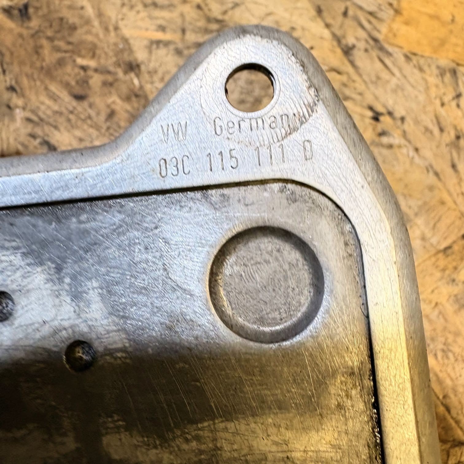 Audi A1 8x Oil Cooler 03C117021J Engine Code Caxa 1.4 Petrol 2010B
