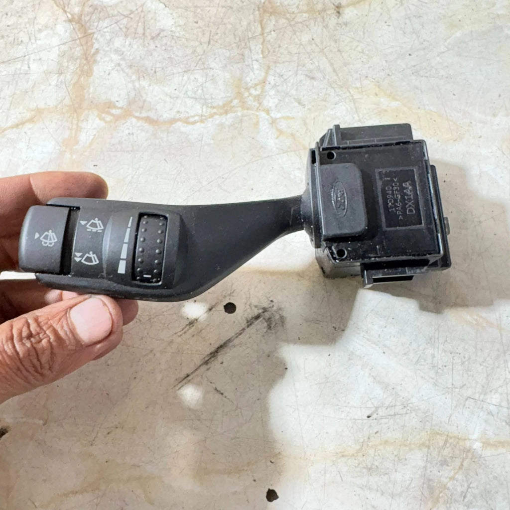 FORD FOCUS MK2 INDICATOR STALK 17D940 2005-2010