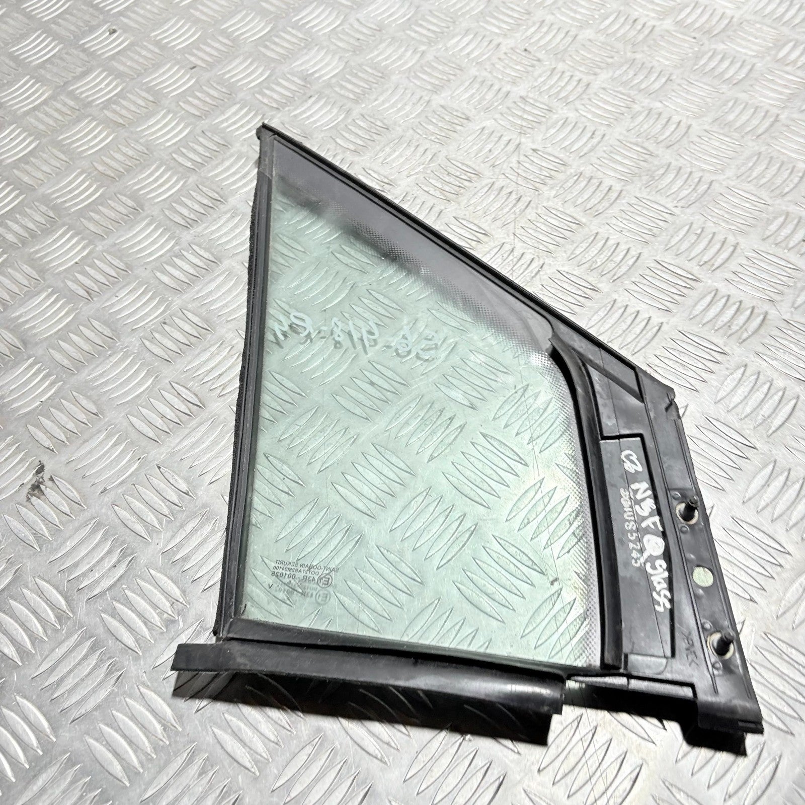 Citroen C3 Mk2 09-16 Front Left Passenger Side Door Window Glass 5DR