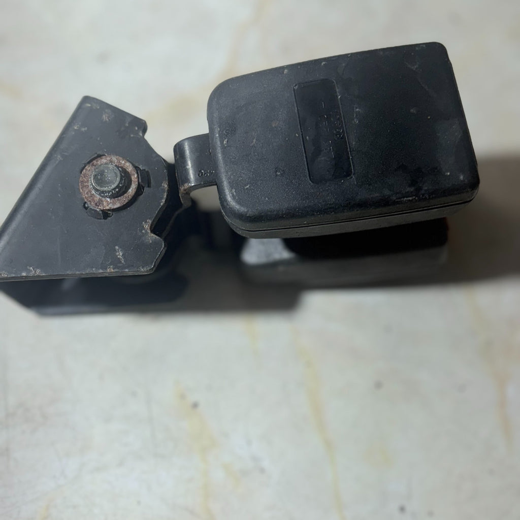BMW MINI One Cooper Rear Centre Seat Belt Buckle 7055957 2001-2006
