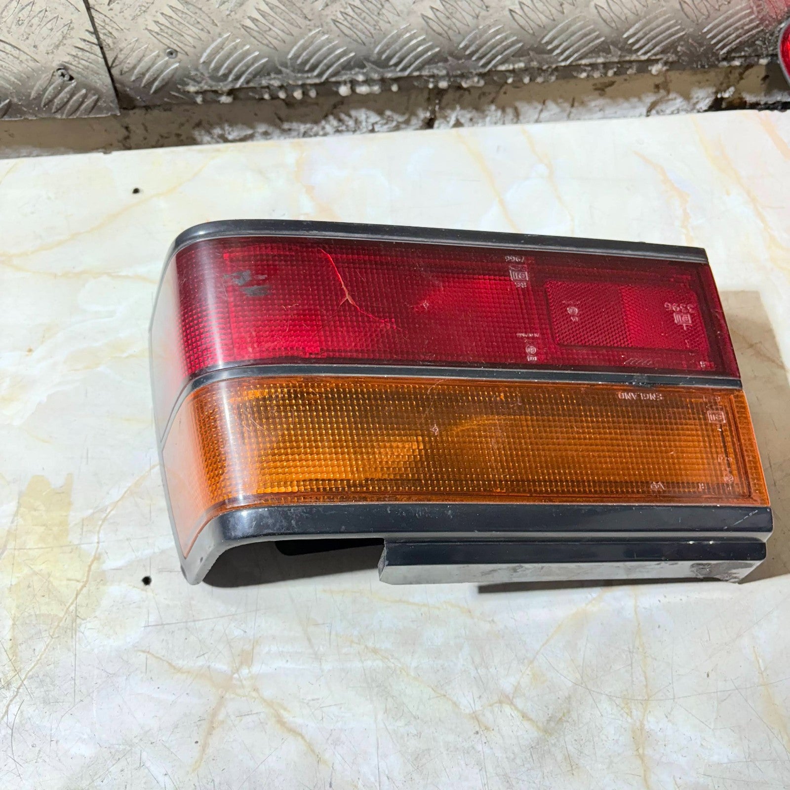 86-87 Civic 4Dr RearRight Taillight Combination Brake Signal Stop Lamp