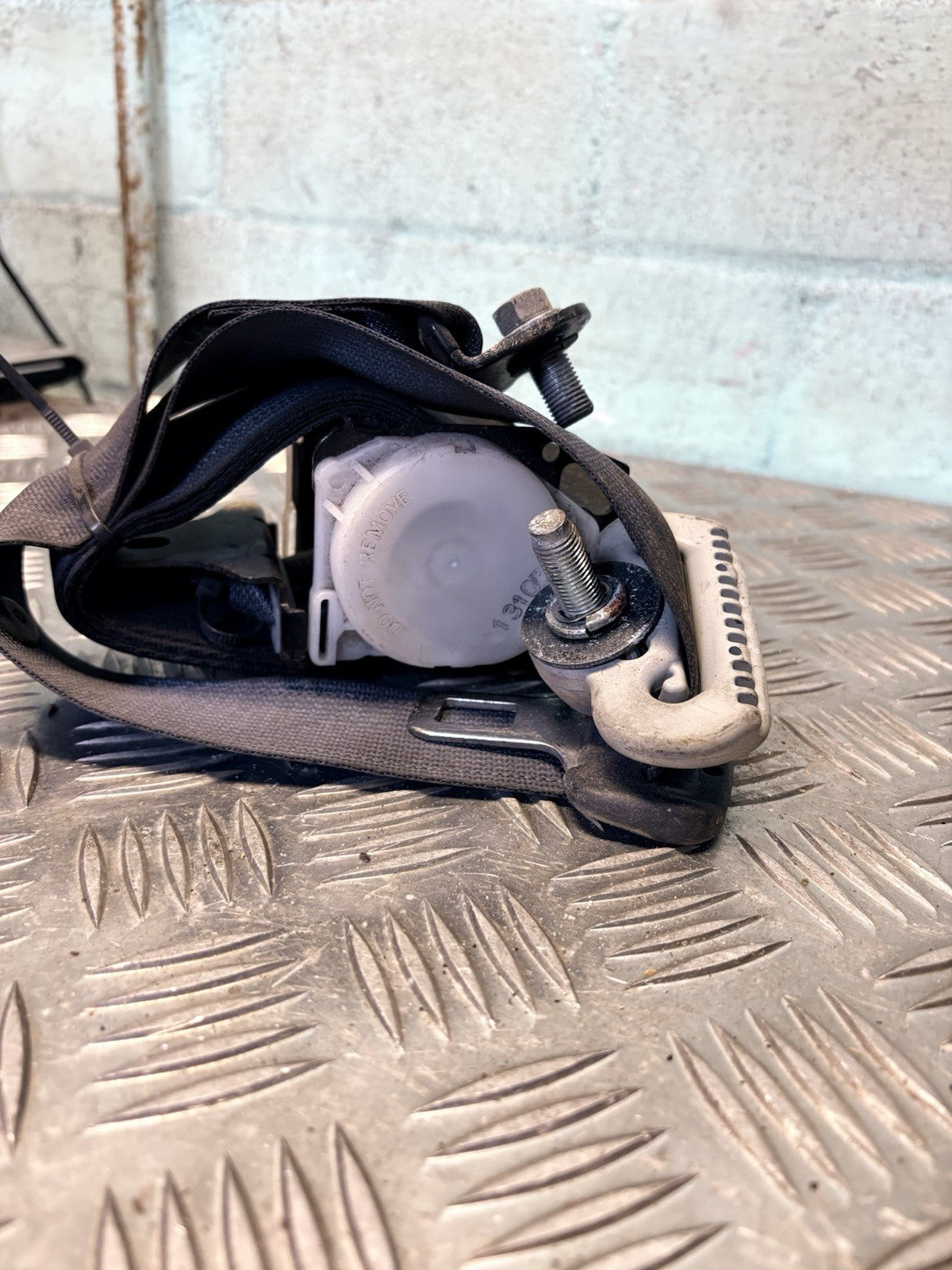 HONDA CIVIC 2005-2011 SEAT BELT-DRIVER REAR RIGHT SIDE