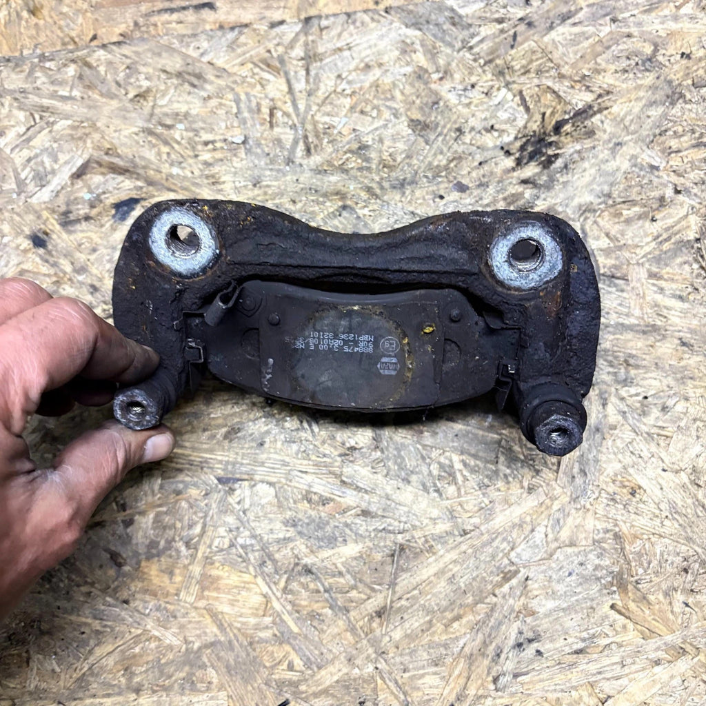 Kia Rio 2013 Brake Caliper Carrier Bracket Mounting Support ()
