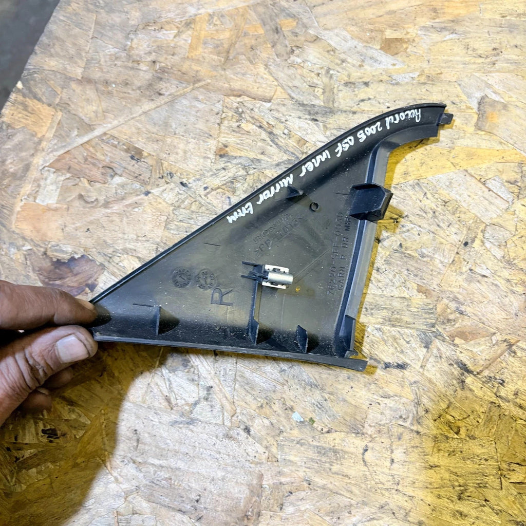 Honda Accord MK7 2002-08 Front Right Wing Door Mirror Corner Trim 76220-SEE-0030