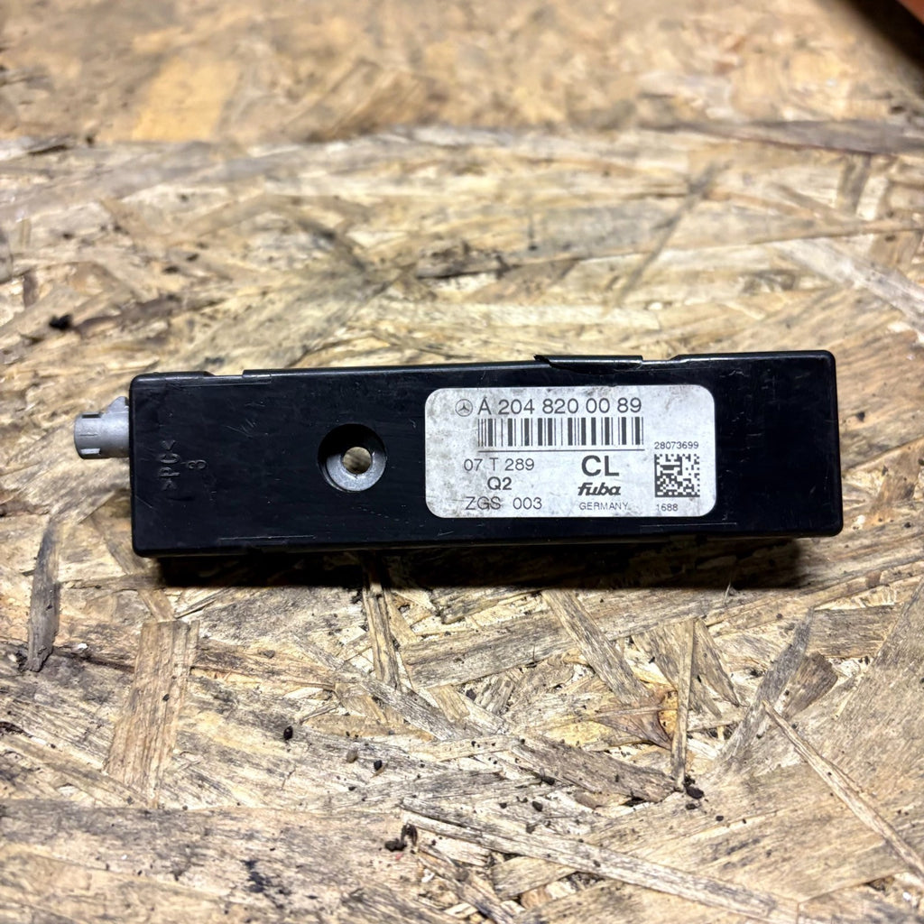 Mercedes-Benz C,E Class W204 W207 Aerial Antenna Amplifier A2048200089 2007-14
