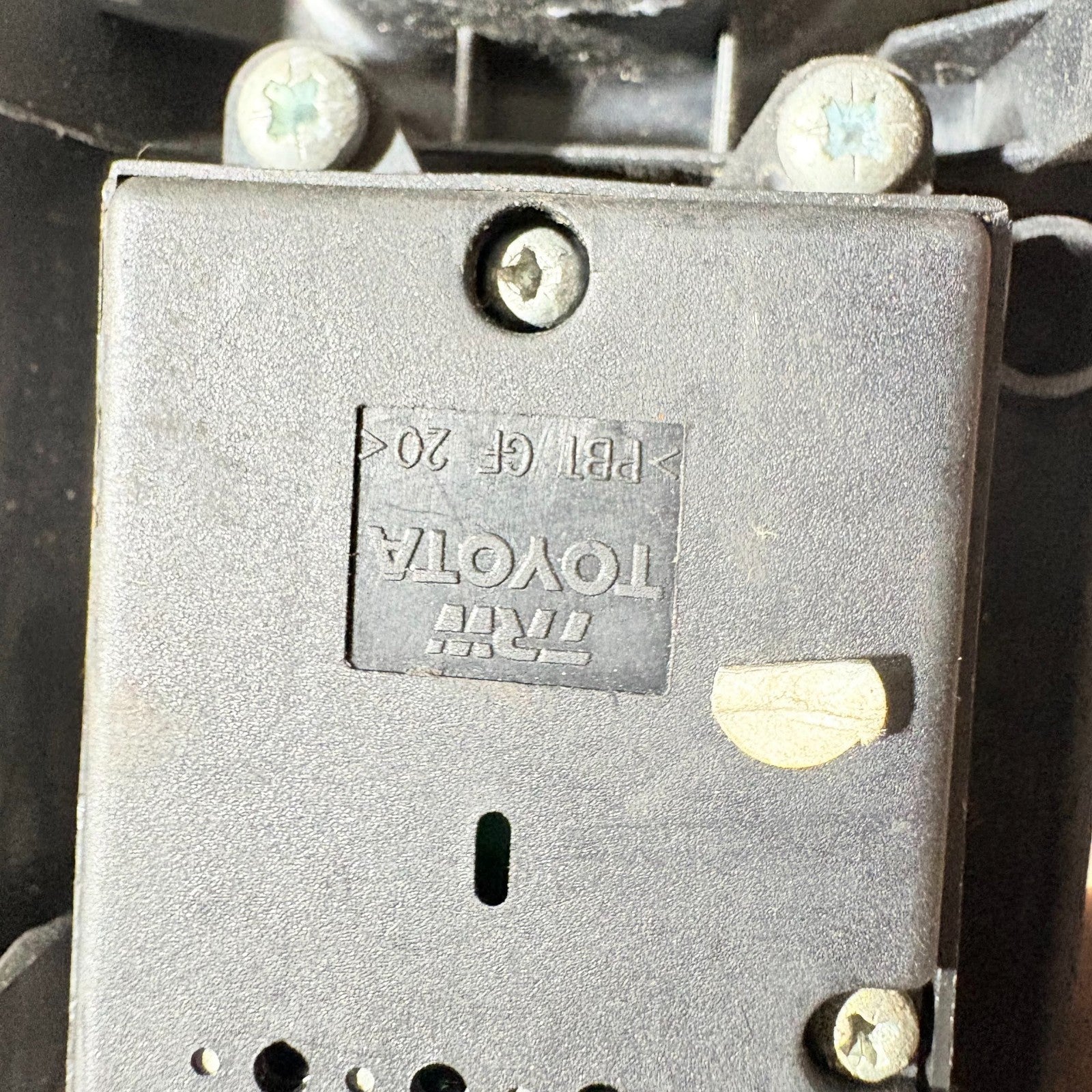 TOYOTA D4D FRONT DRIVER SIDE WINDOW CONTROL SWITCH