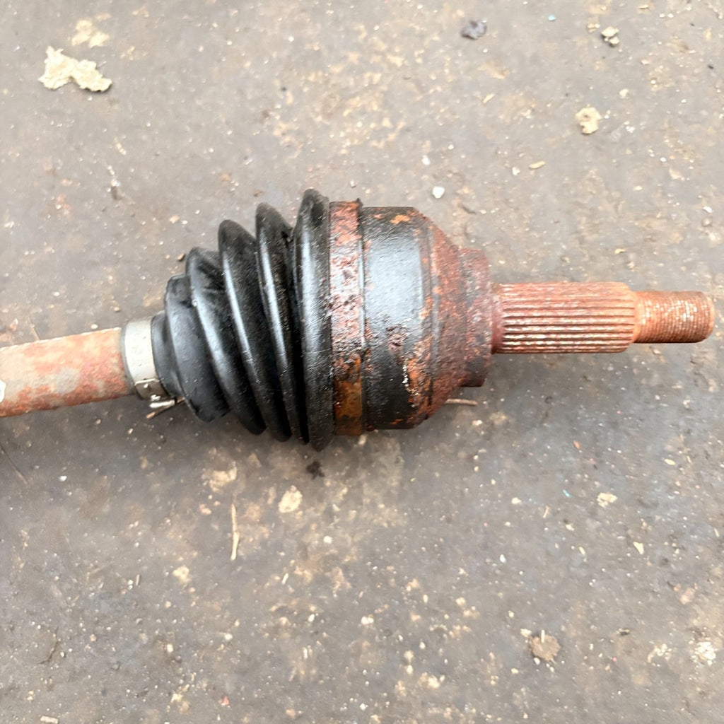 Vauxhall Vivaro 2015-2019 Right Front Driveshaft Driver Side 2016 Used