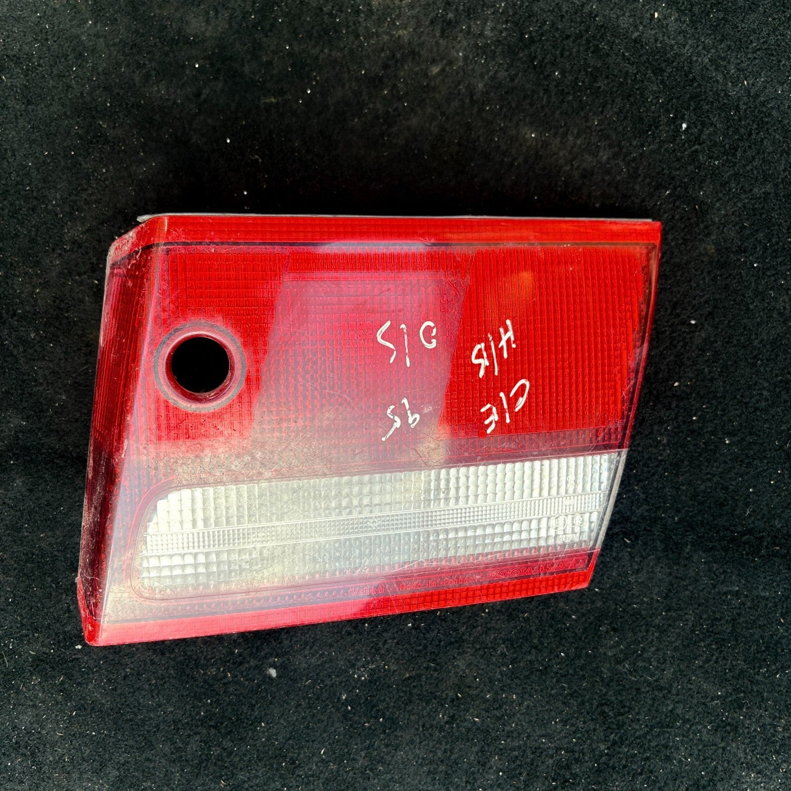 TOYOTA CARINA E MK6 T19 92-97 HATCHBACK INNER REAR RIGHT DRIVER SIDE TAIL LIGHT