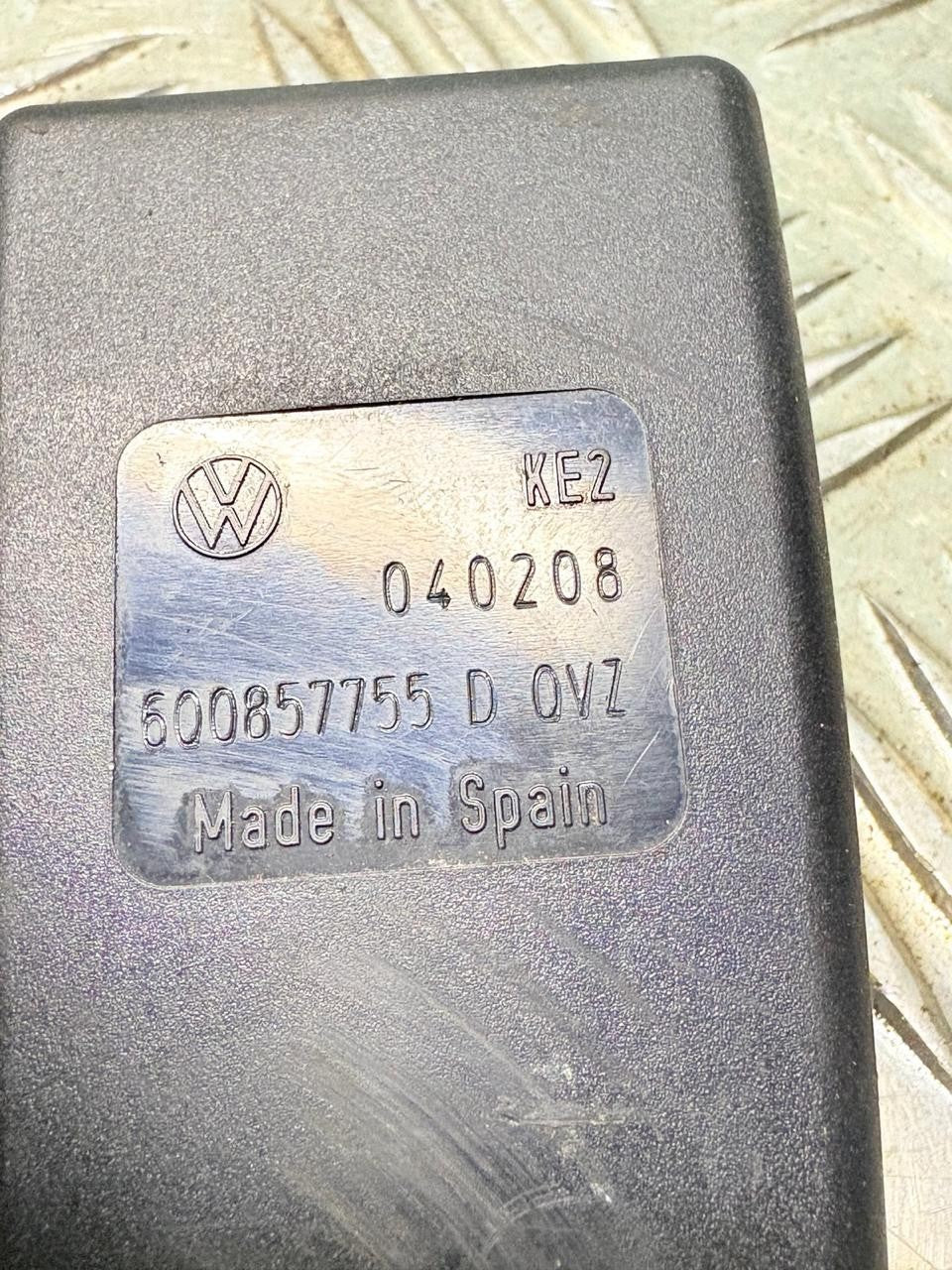 VW Polo 9N 9N3 2001-2009 Front Left Seat Belt Buckle Receiver 6Q0857755D