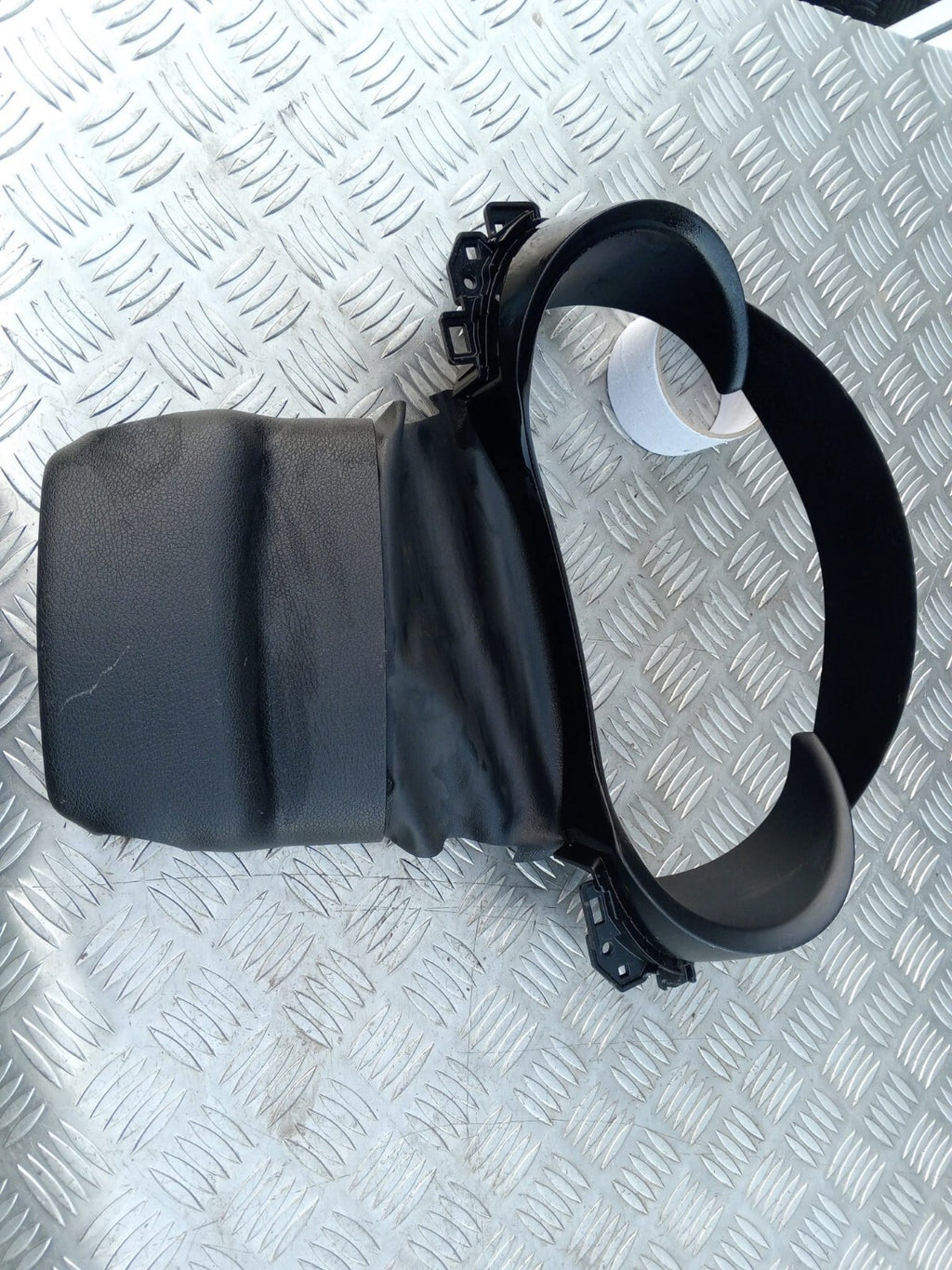 2017-23 KIA STINGER GT DASHBOARD SPEEDOMETER SURROUND TRIM COVER 84854-J5000
