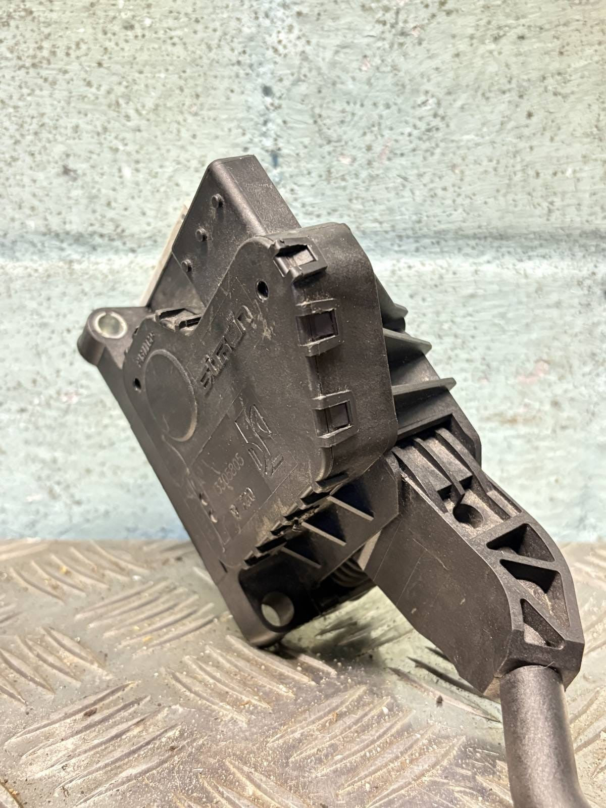 VAUXHALL CORSA 2013-2014 ACCELERATOR PEDAL