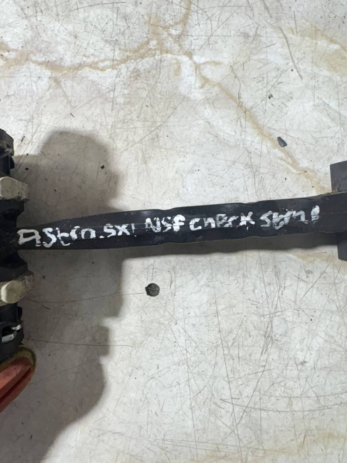 VAUXHALL ASTRA H FRONT DOOR CHECK STRAP