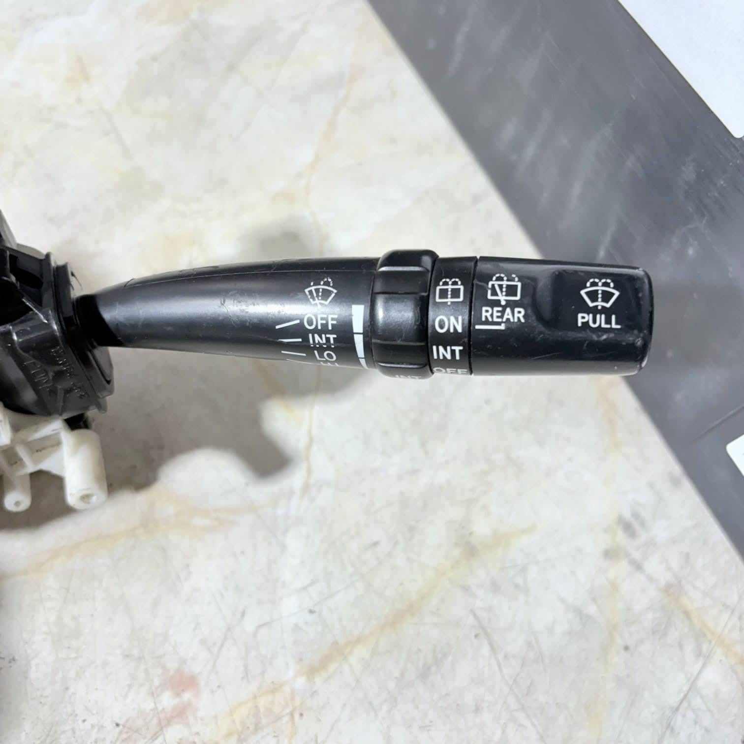 Lexus RX300 indicator lights wiper control stalk 84310-48090 2001