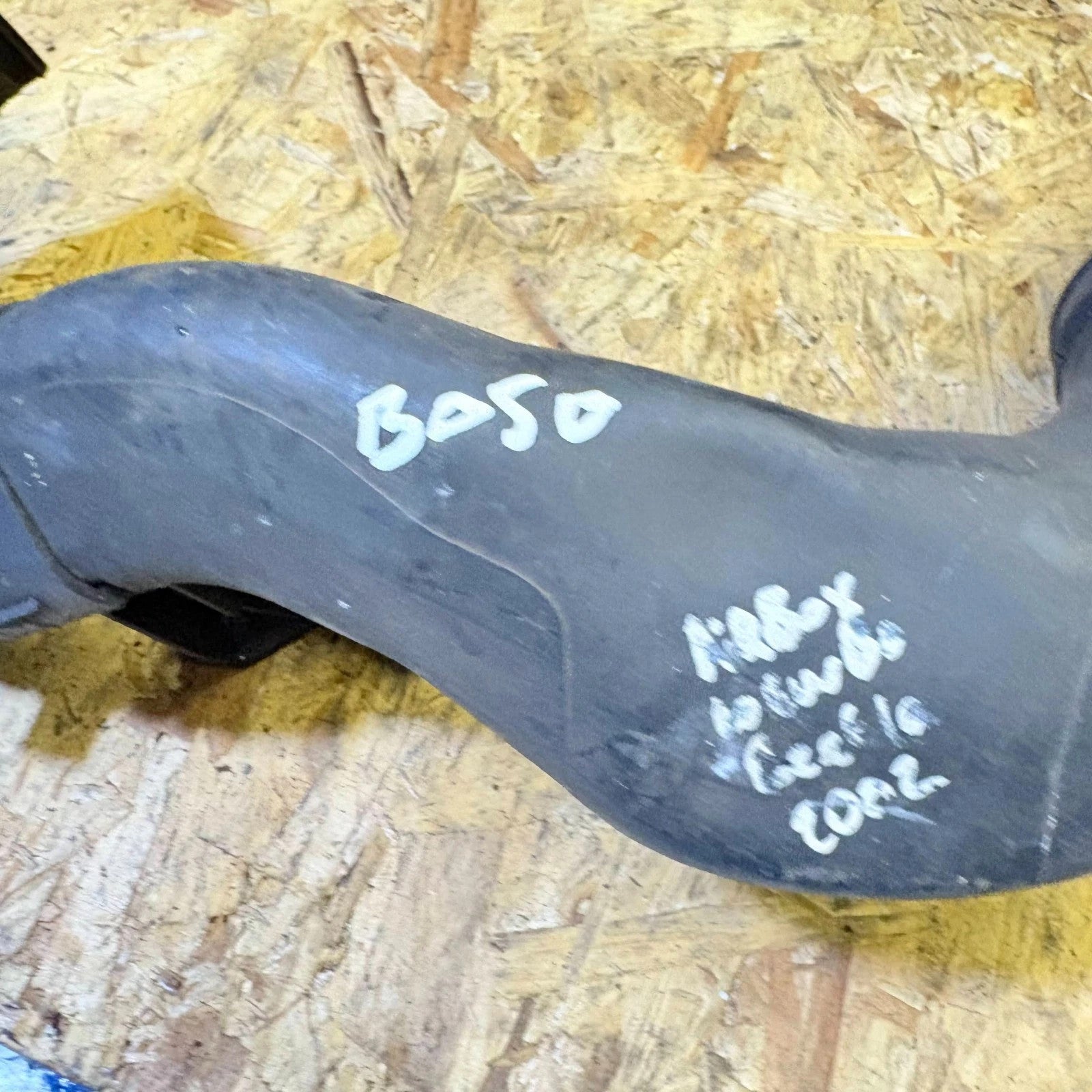 VW Beetle 1999-2005 Golf Mk4 1998-2006 1.9 TDI Intake Pipe 1J0129654S PX0446037