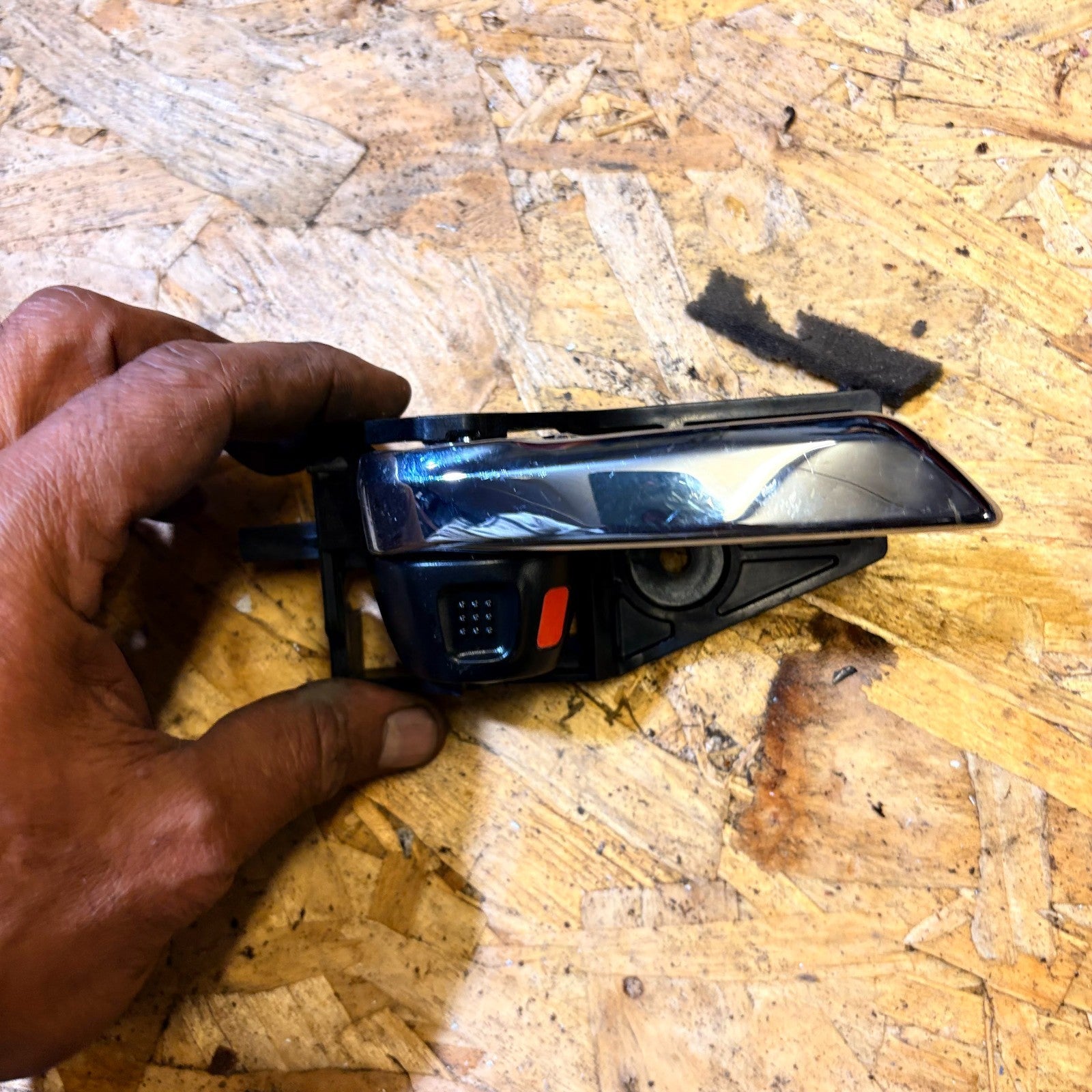 Suzuki Sx4 2015 OSF Driver Front Right Side Inner Door Handle